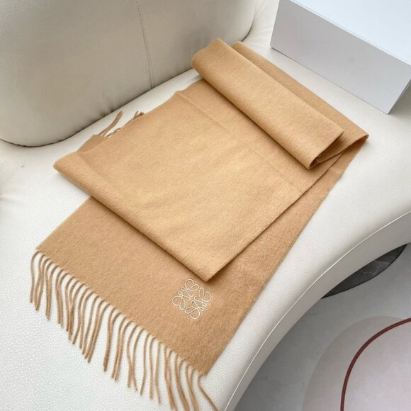 Loewe logo Scarf - Picture 4 of 7